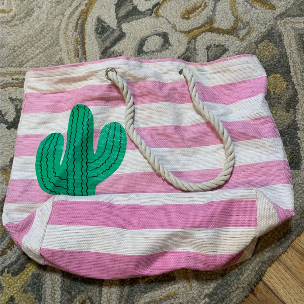 Cute cactus pink and white beach bag